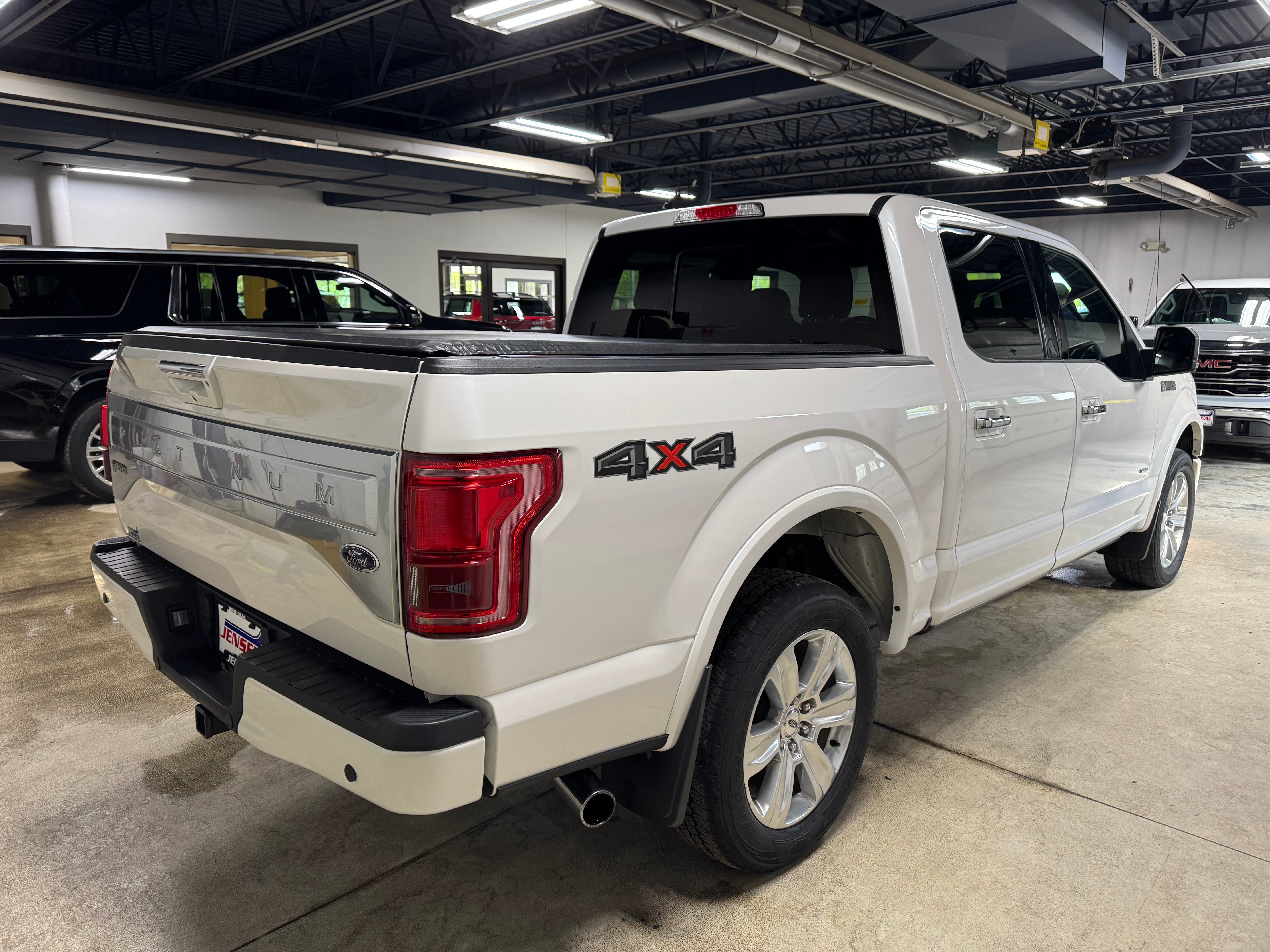 2016 Ford F-150 Platinum