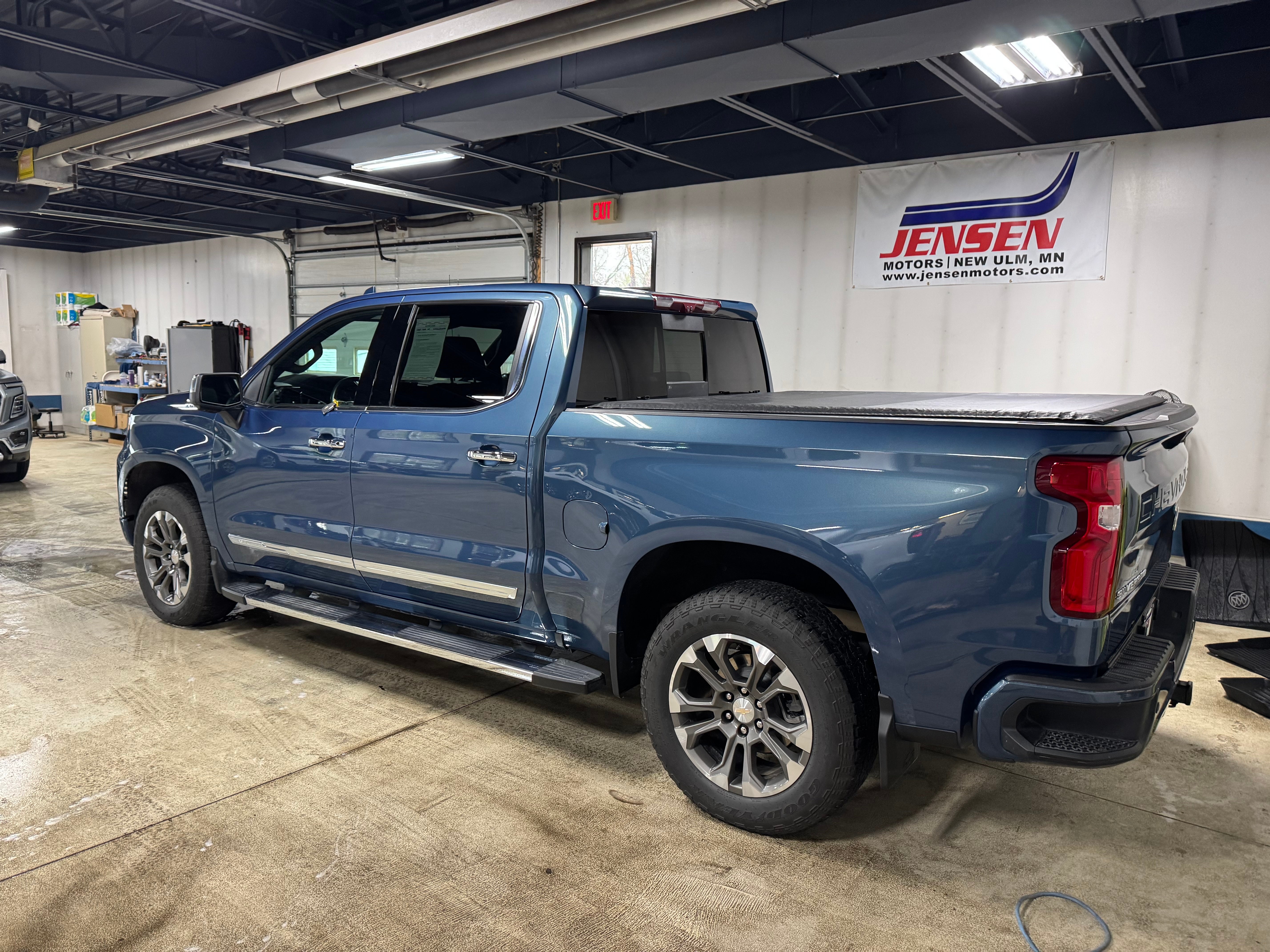 2024 Chevrolet Silverado 1500 High Country