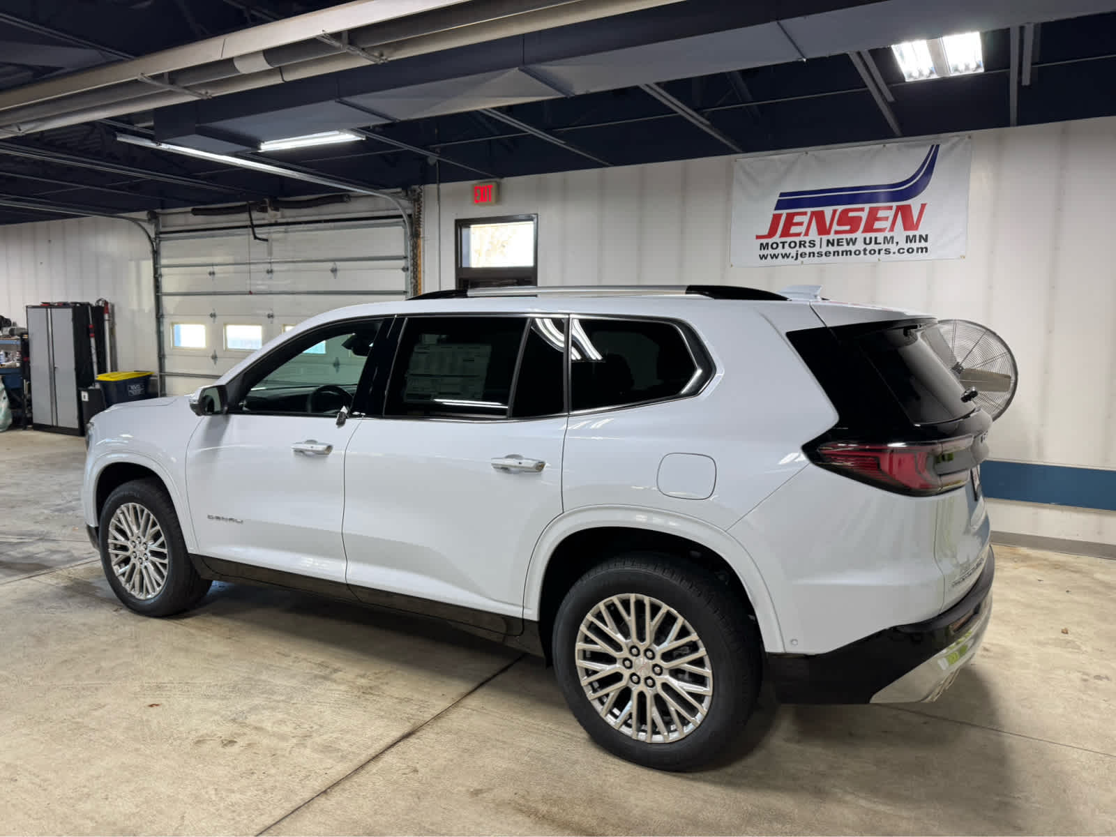 2026 GMC Acadia Denali