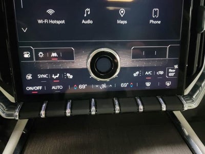 2024 GMC Acadia Denali