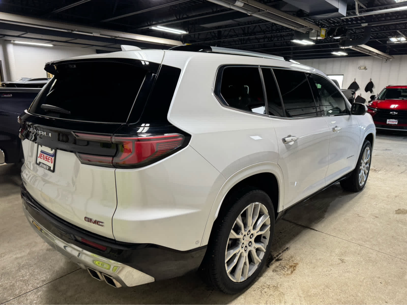 2025 GMC Acadia Denali