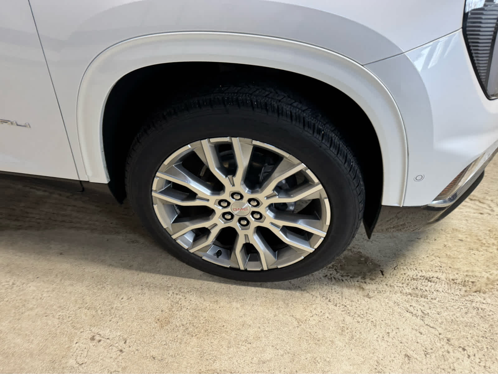 2025 GMC Acadia Denali