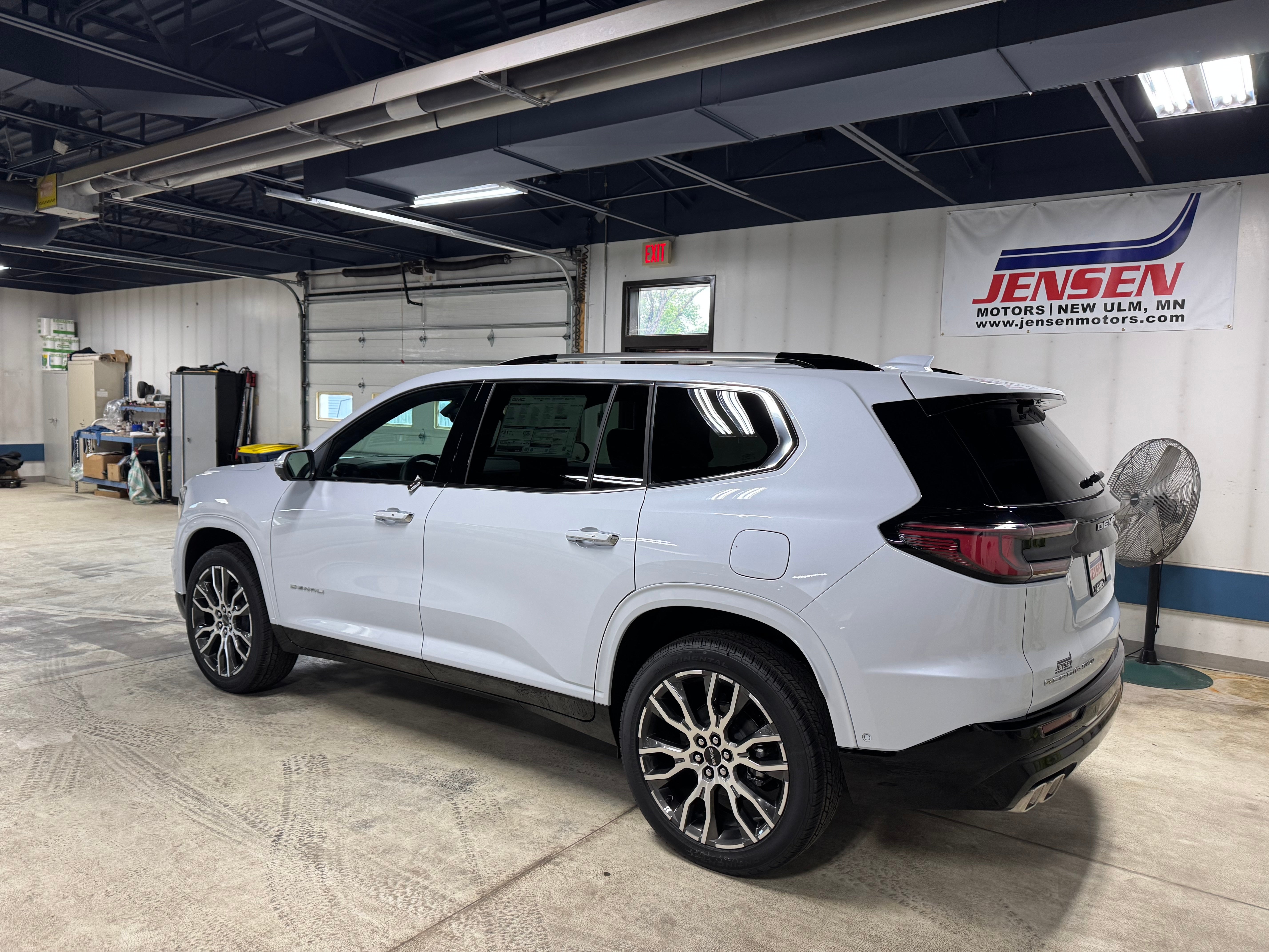 2026 GMC Acadia Denali Ultimate