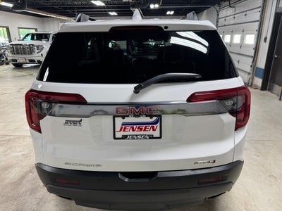 2023 GMC Acadia AT4