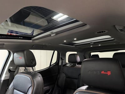 2023 GMC Acadia AT4