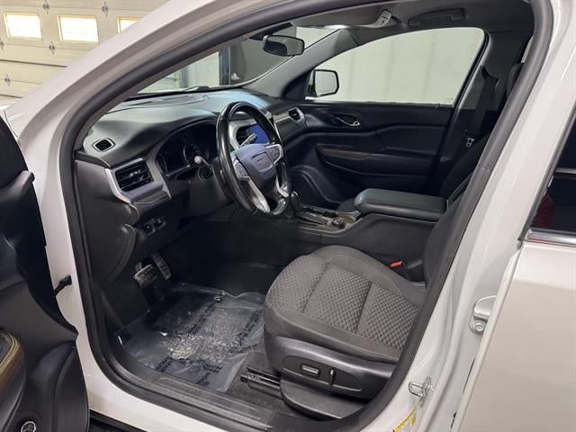 2017 GMC Acadia SLE