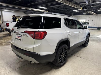 2017 GMC Acadia SLE