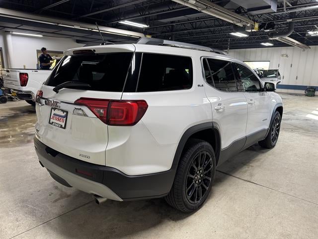 2017 GMC Acadia SLE