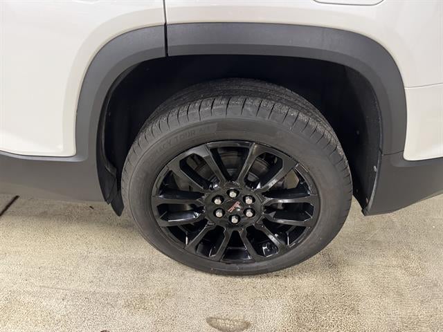 2017 GMC Acadia SLE