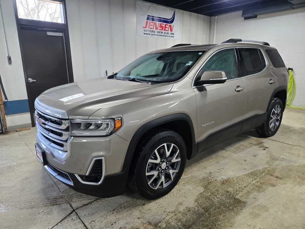 2022 GMC Acadia SLT