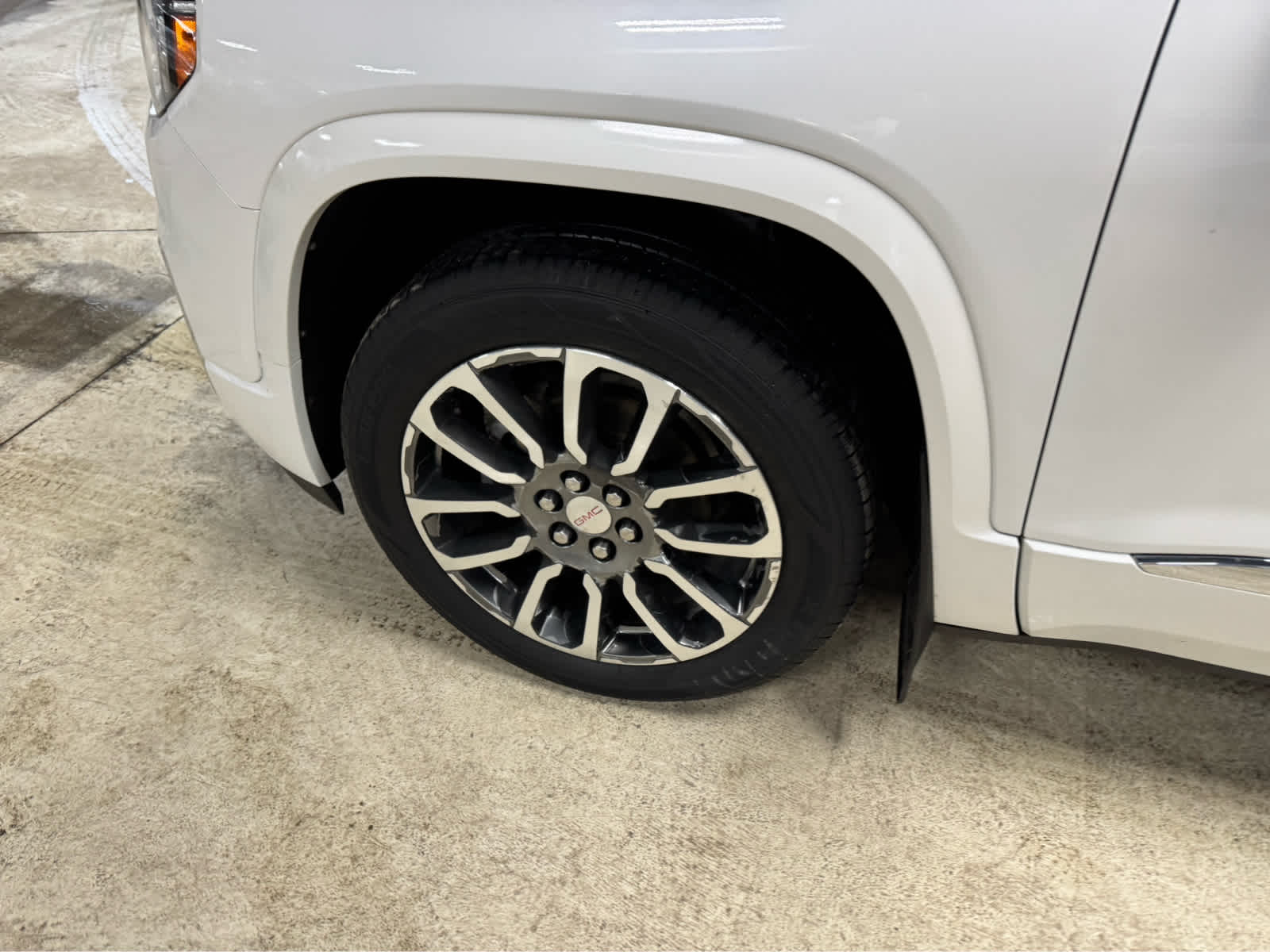 2020 GMC Acadia Denali