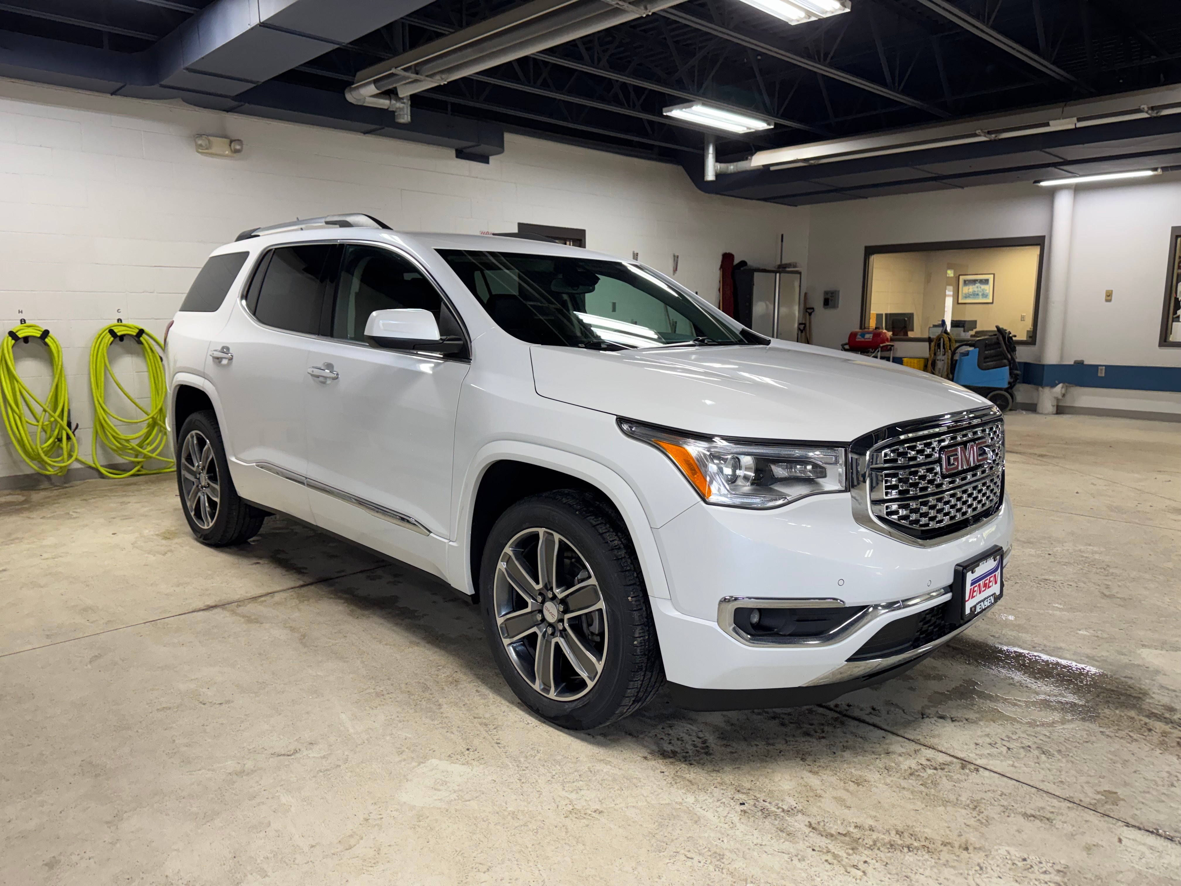 Used 2018 GMC Acadia Denali with VIN 1GKKNXLS6JZ102629 for sale in New Ulm, Minnesota