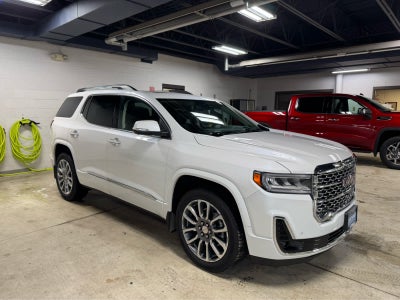 2022 GMC Acadia Denali