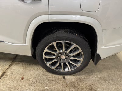 2022 GMC Acadia Denali
