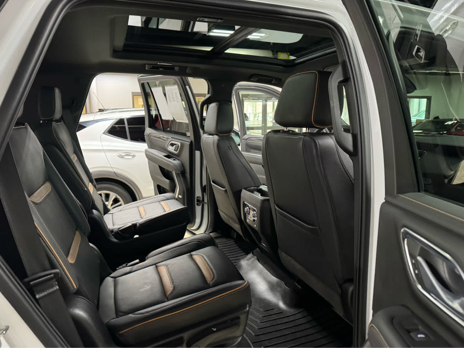 2022 GMC Yukon AT4