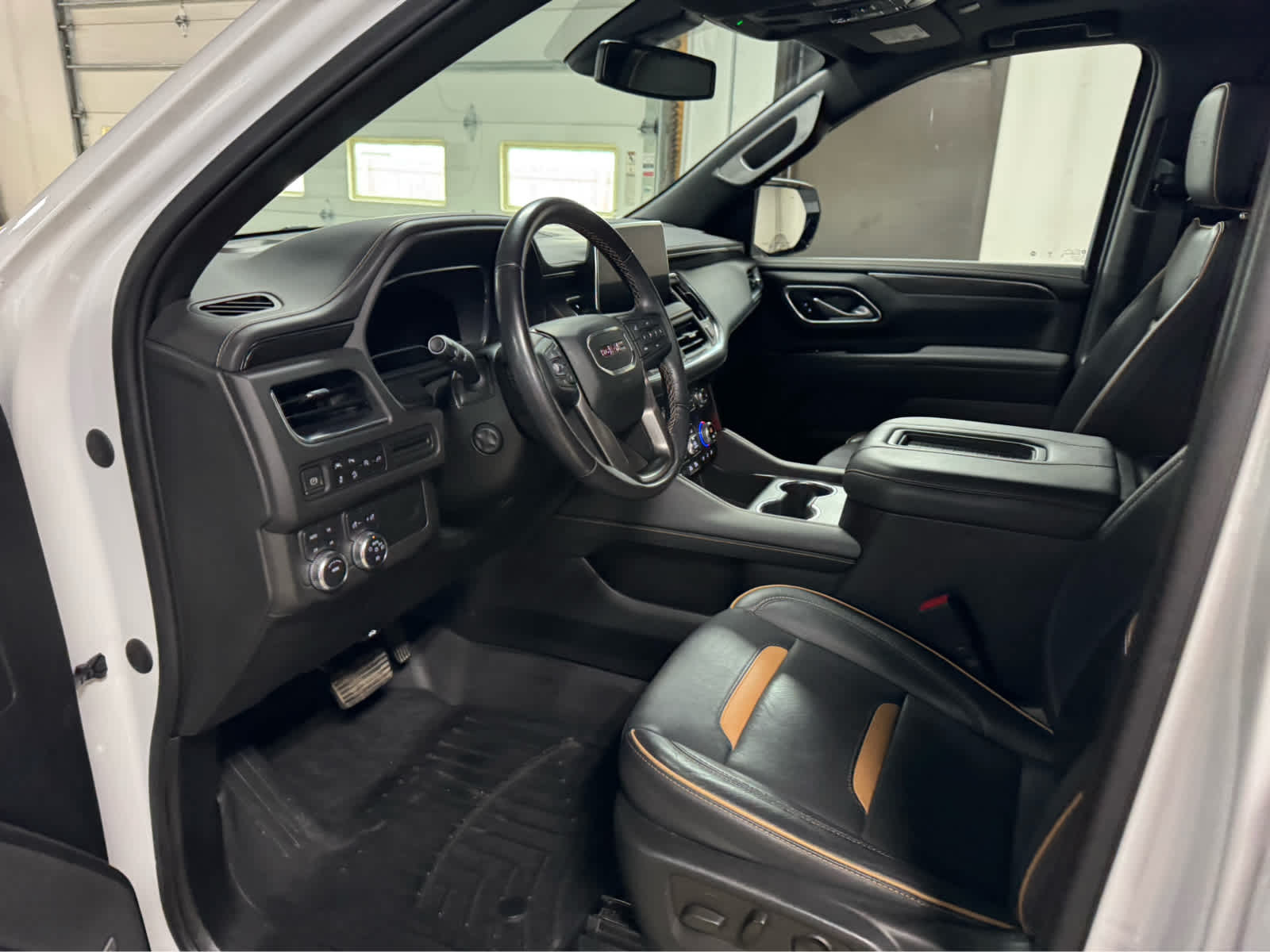 2022 GMC Yukon AT4