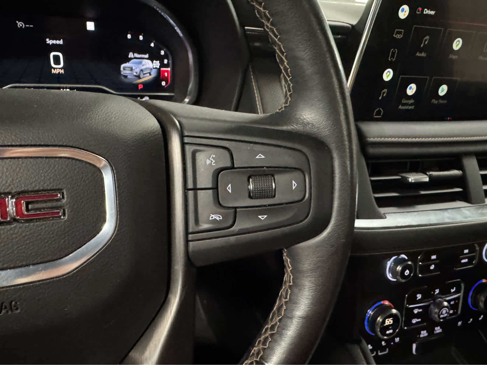 2022 GMC Yukon AT4