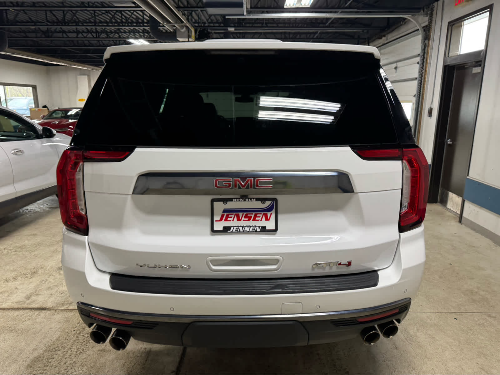 2022 GMC Yukon AT4