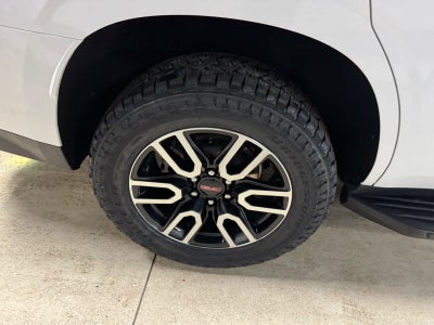 2022 GMC Yukon AT4