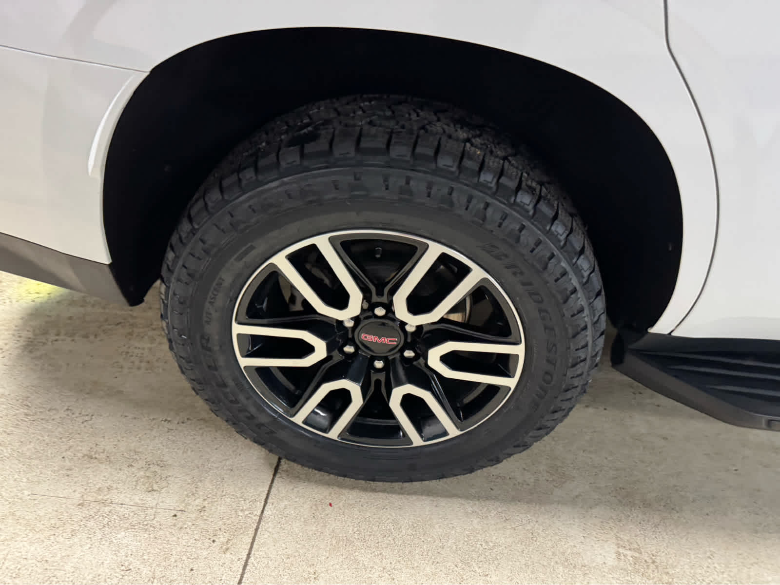 2022 GMC Yukon AT4