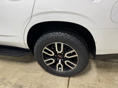 2022 GMC Yukon AT4