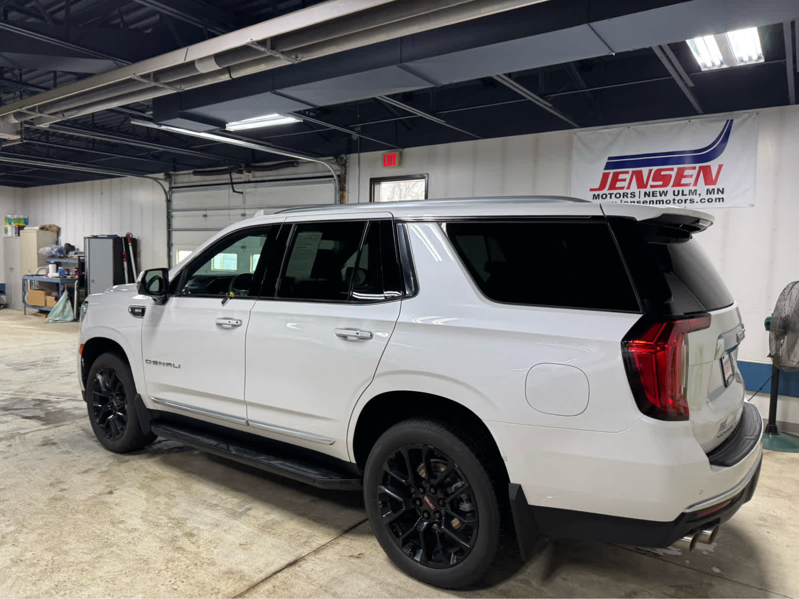 2024 GMC Yukon Denali