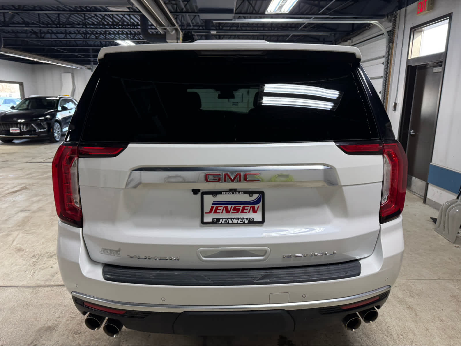 2024 GMC Yukon Denali