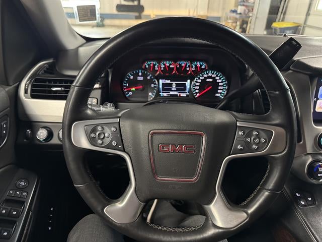 2017 GMC Yukon XL SLT