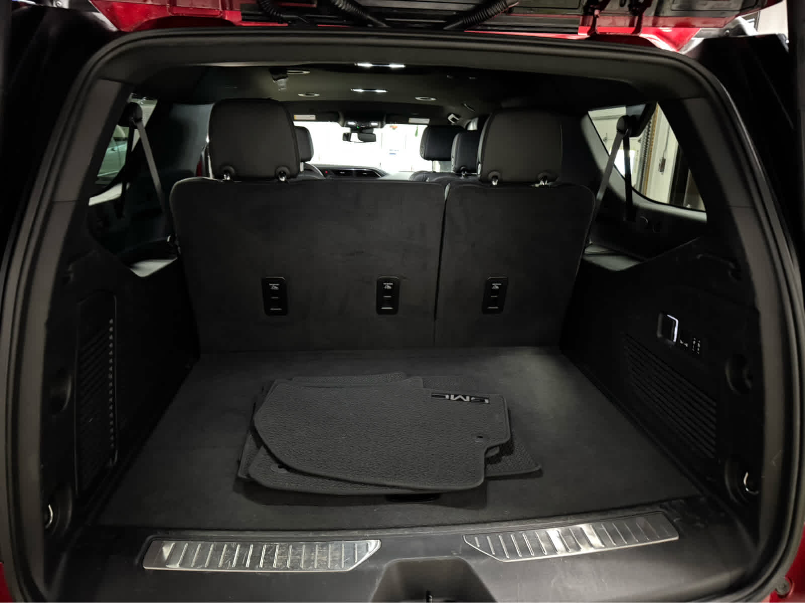 2024 GMC Yukon XL Denali