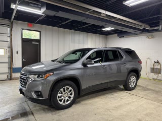 2021 Chevrolet Traverse LT Cloth