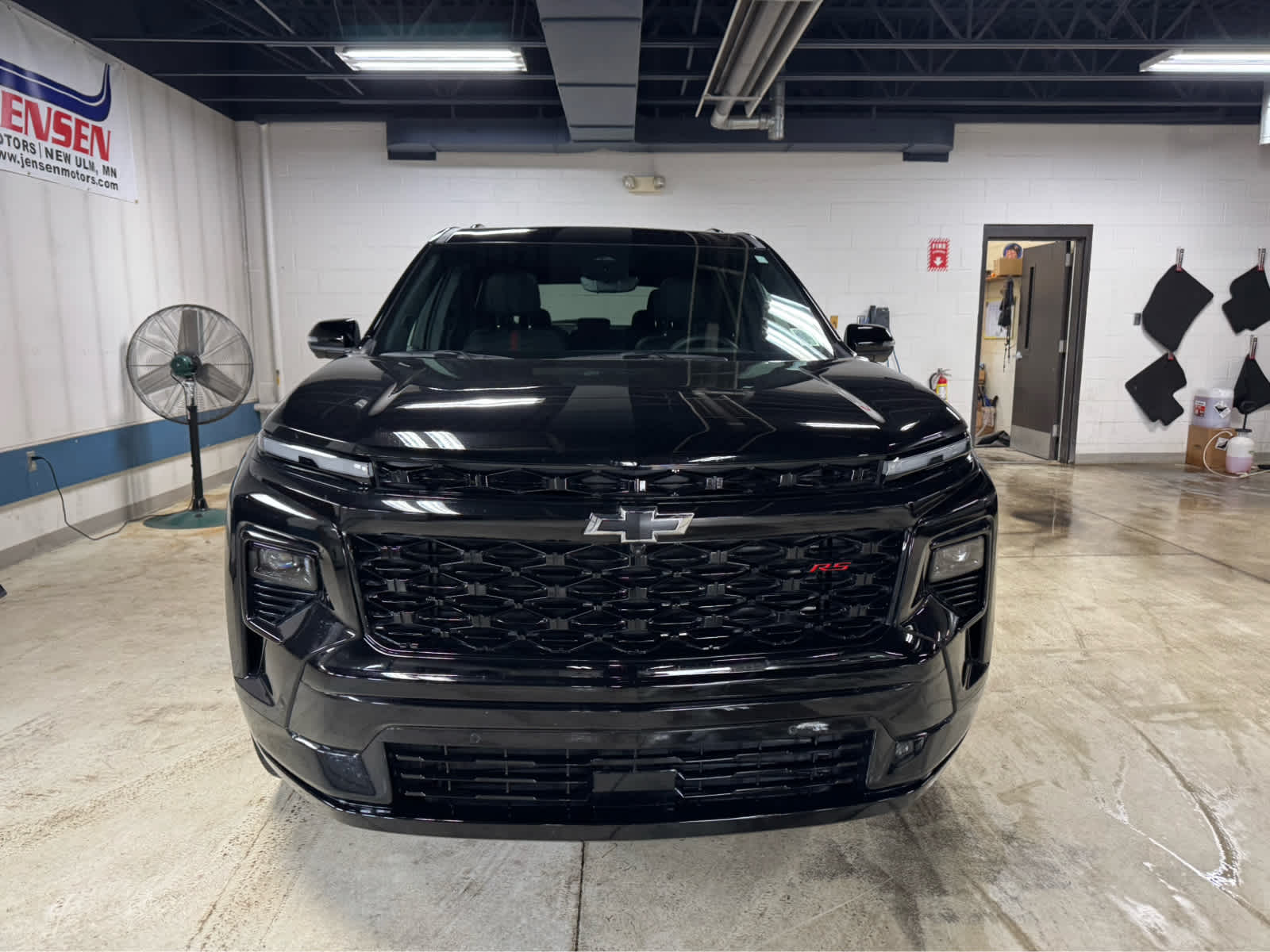 Certified 2025 Chevrolet Traverse RS with VIN 1GNEVLRS2SJ208365 for sale in New Ulm, Minnesota