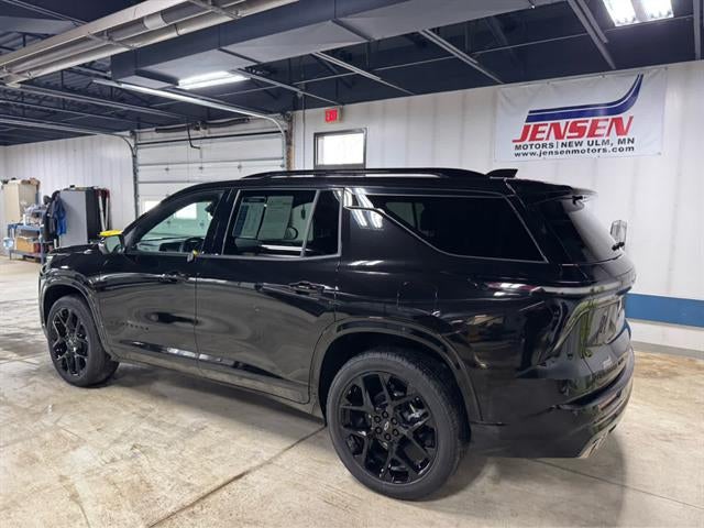 2025 Chevrolet Traverse RS