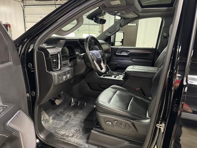 2024 GMC Sierra 3500 HD Denali
