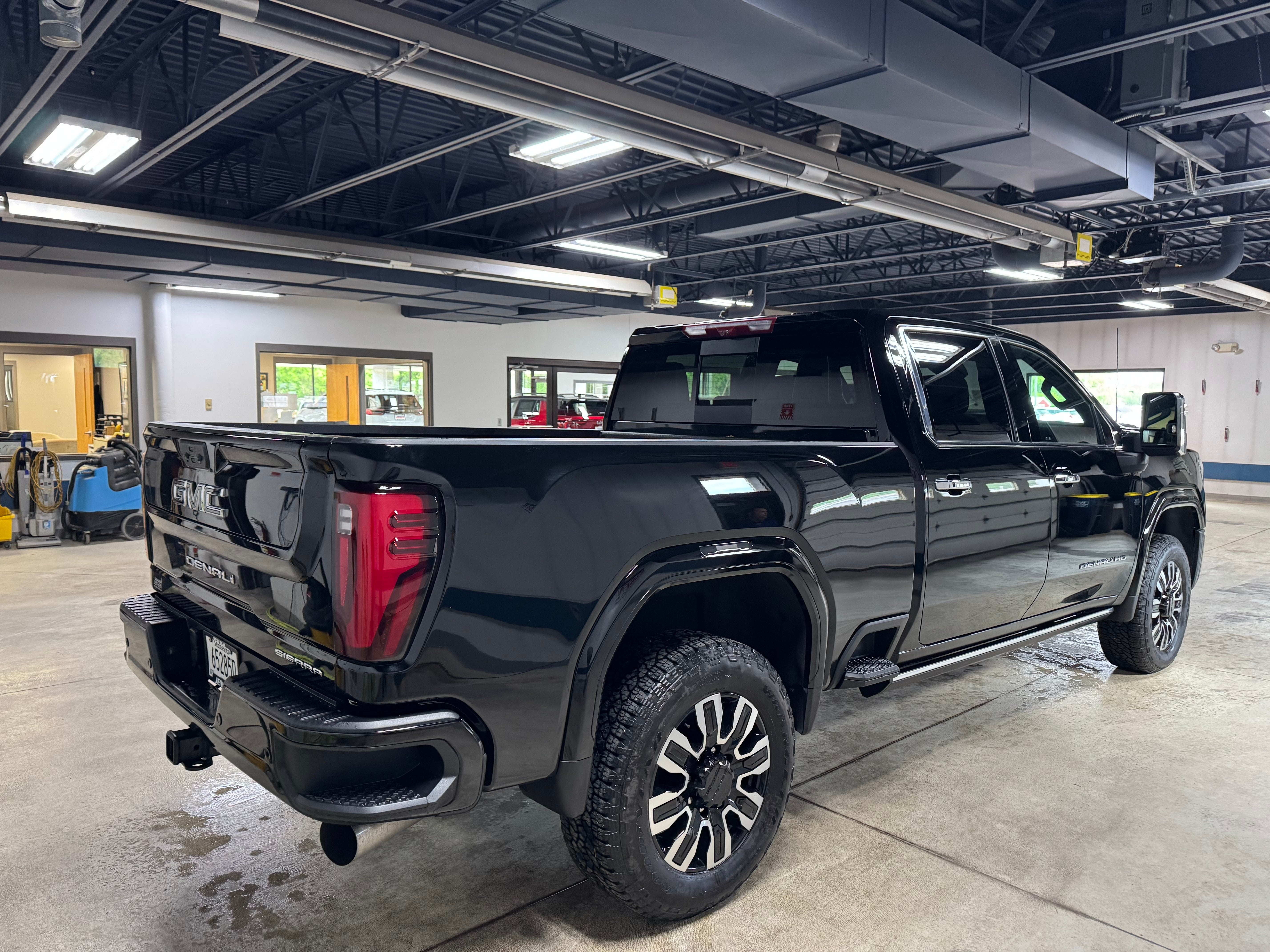 2024 GMC Sierra 3500 HD Denali Ultimate