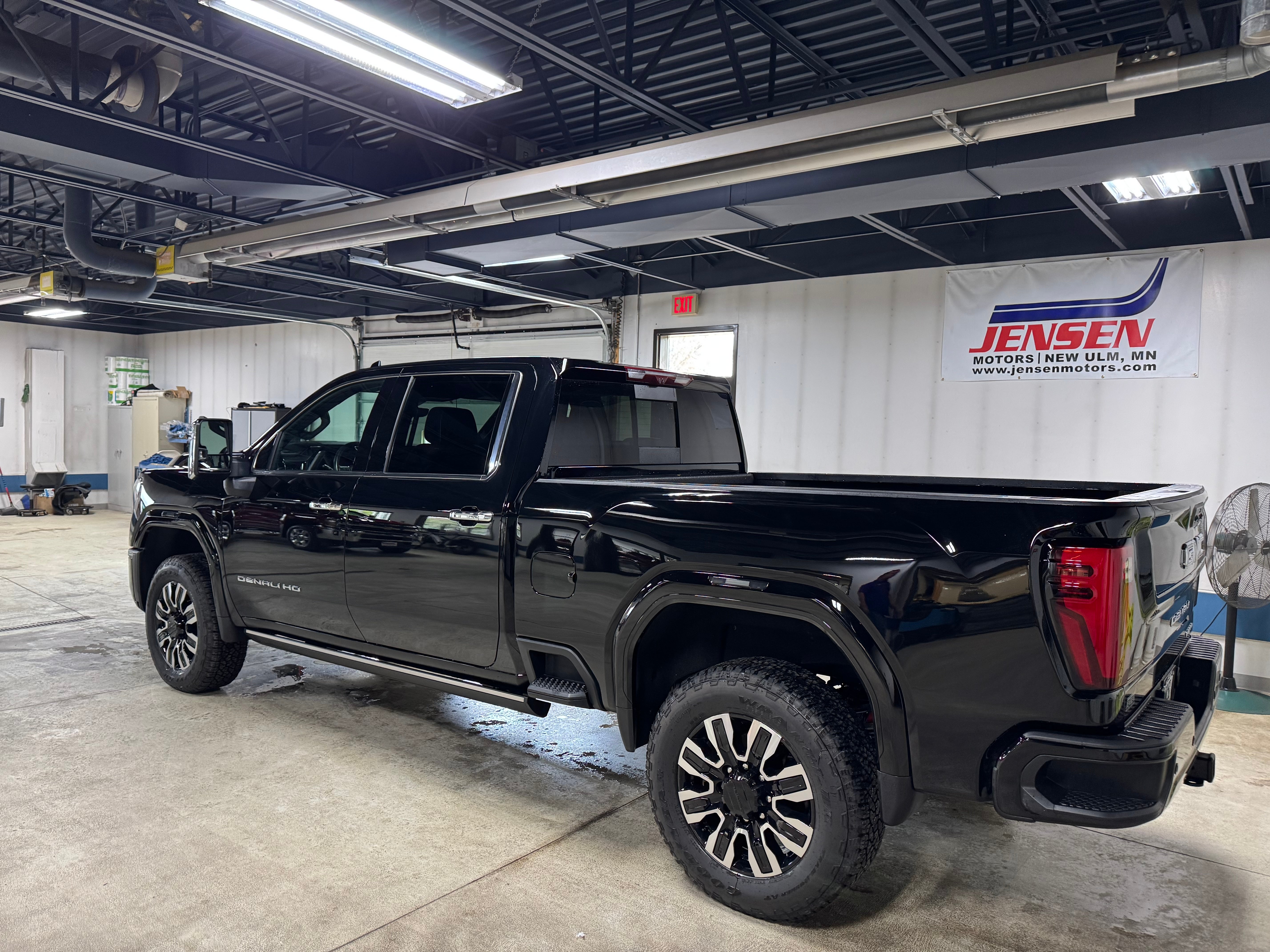 2024 GMC Sierra 3500 HD Denali Ultimate