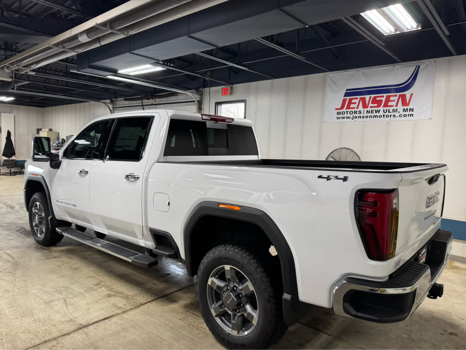 2026 GMC Sierra 3500 HD SLT