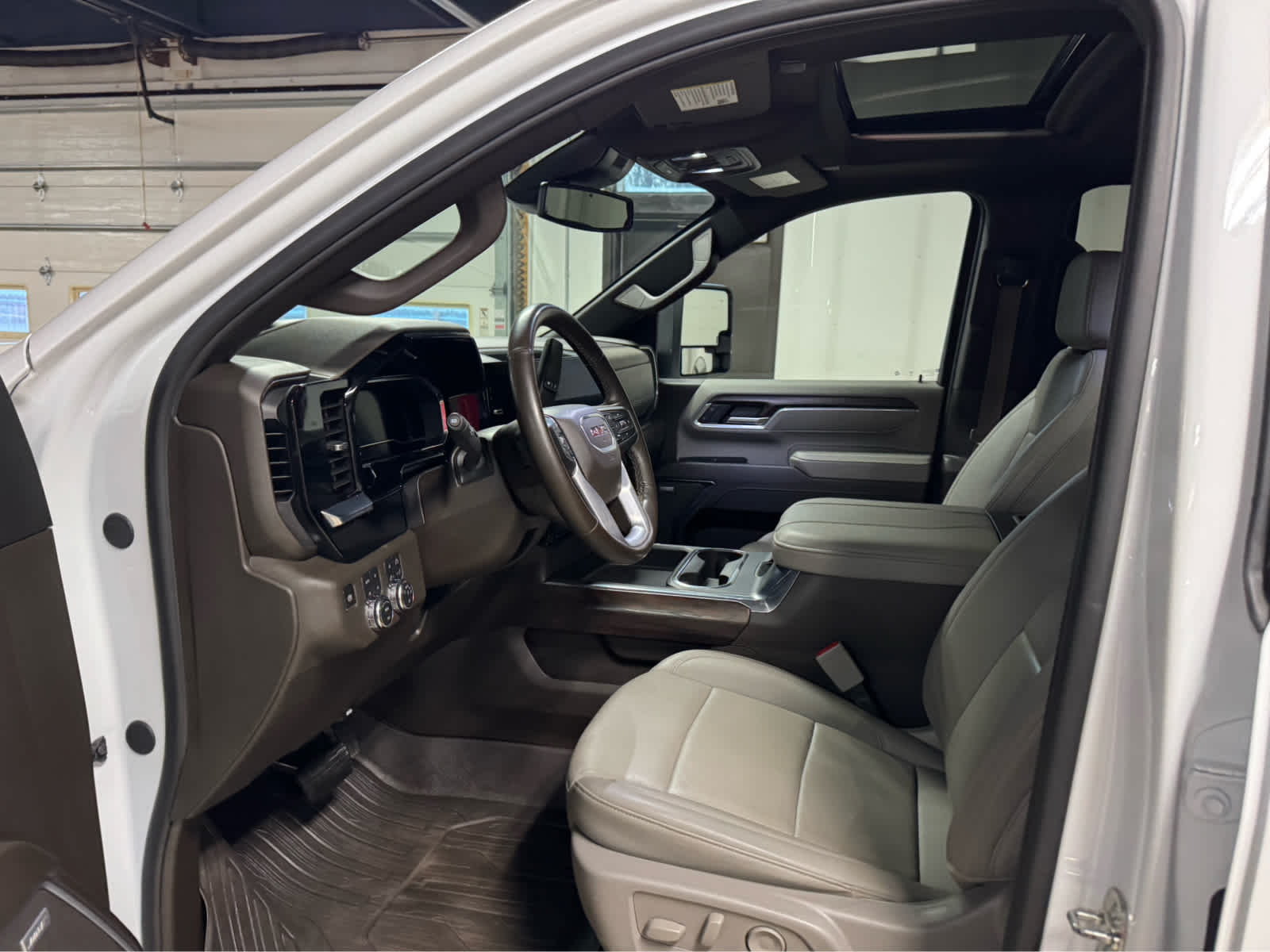 2025 GMC Sierra 3500 HD SLT