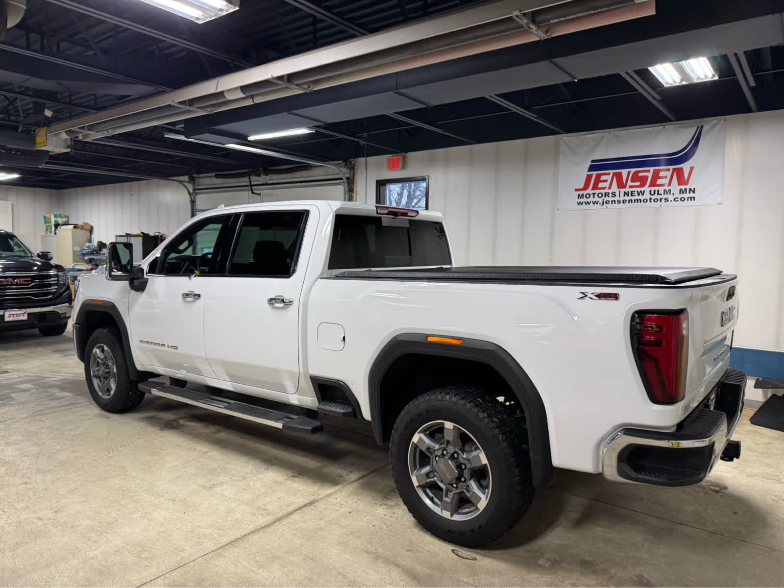 2025 GMC Sierra 3500 HD SLT