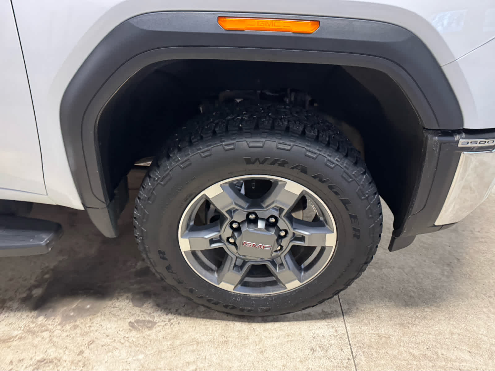 2025 GMC Sierra 3500 HD SLT