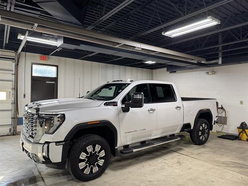 2025 GMC Sierra 3500 HD Denali