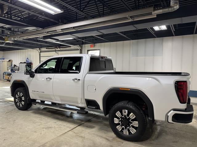 2025 GMC Sierra 3500 HD Denali