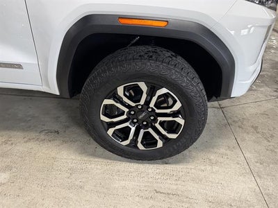 2025 GMC Canyon Elevation