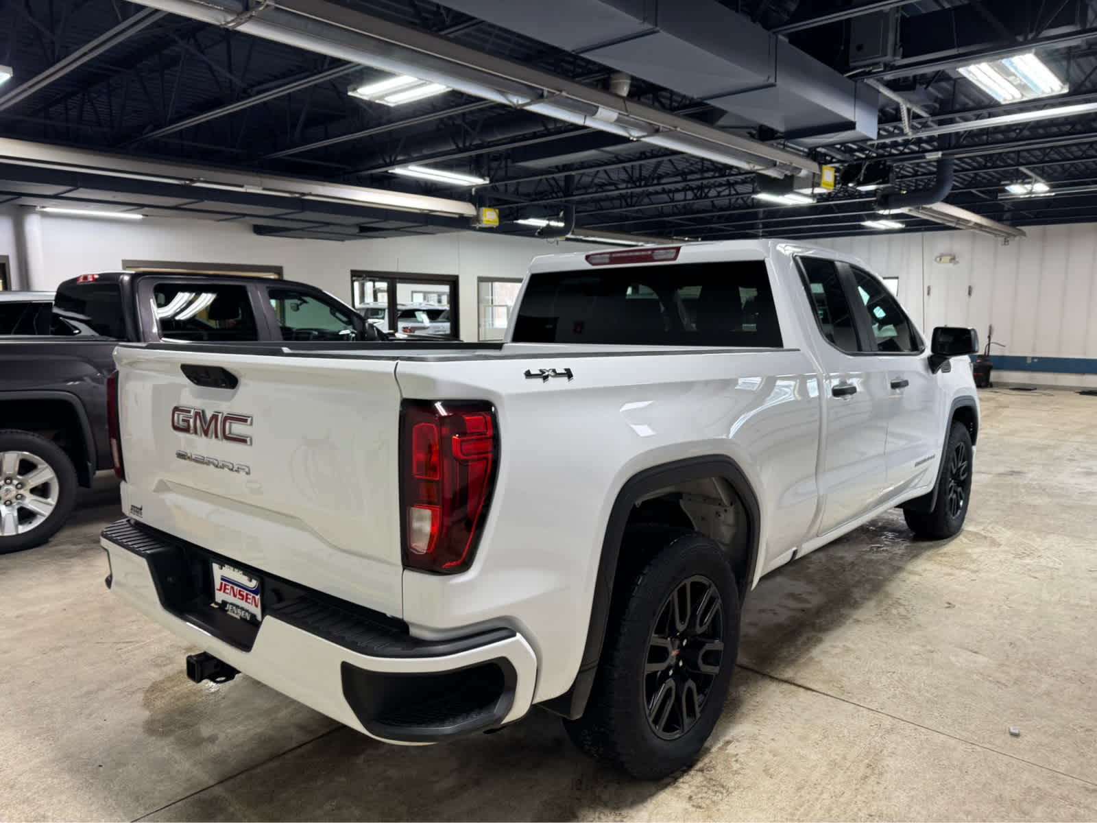2023 GMC Sierra 1500 Pro