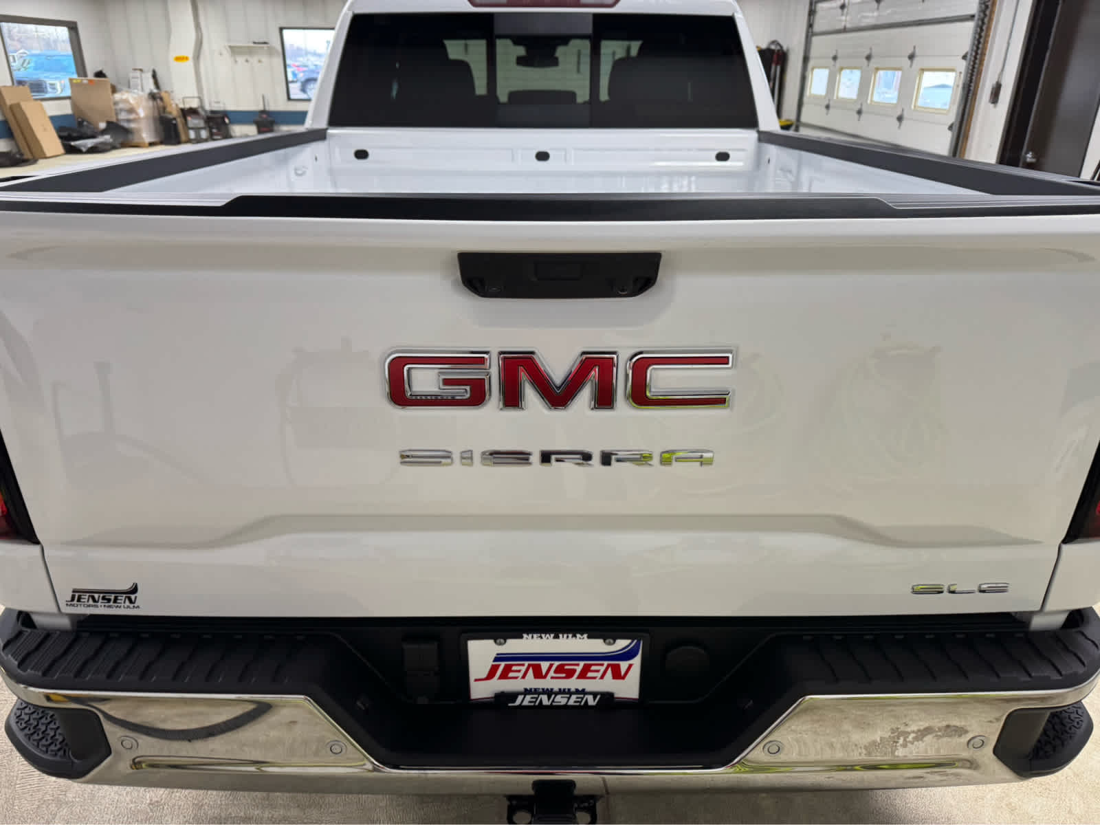 2026 GMC Sierra 1500 SLE