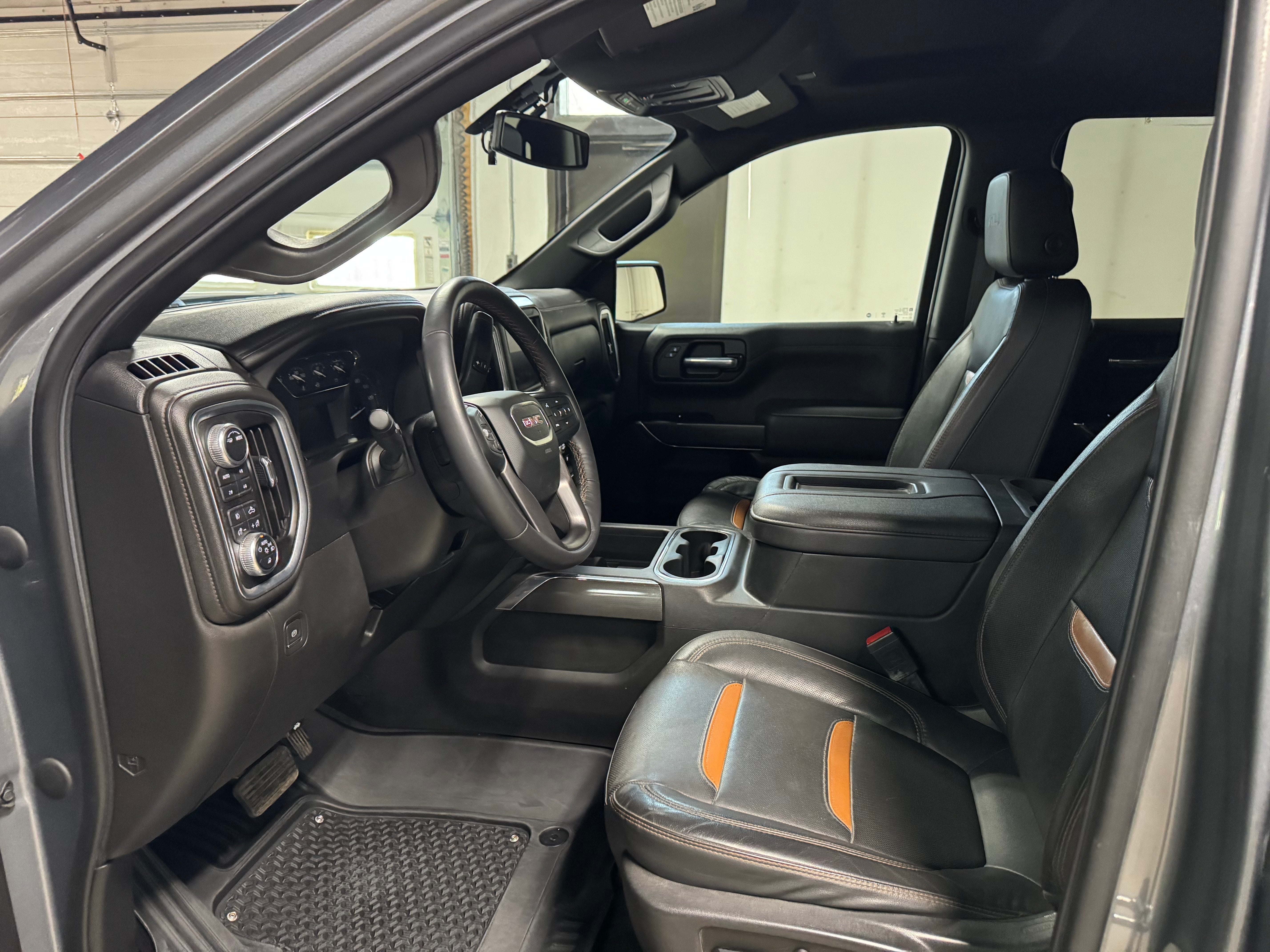 2022 GMC Sierra 1500 Limited AT4