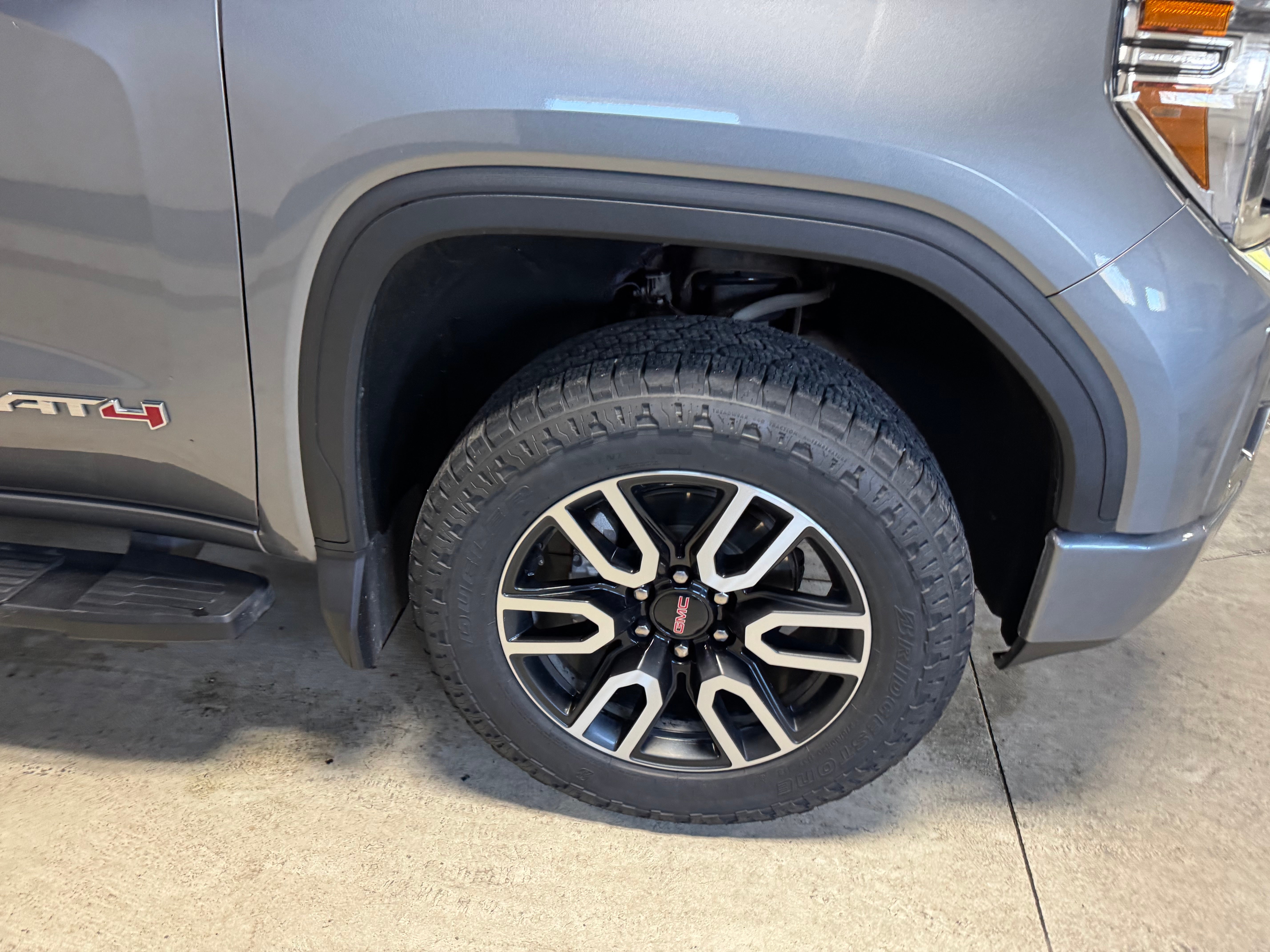 2022 GMC Sierra 1500 Limited AT4