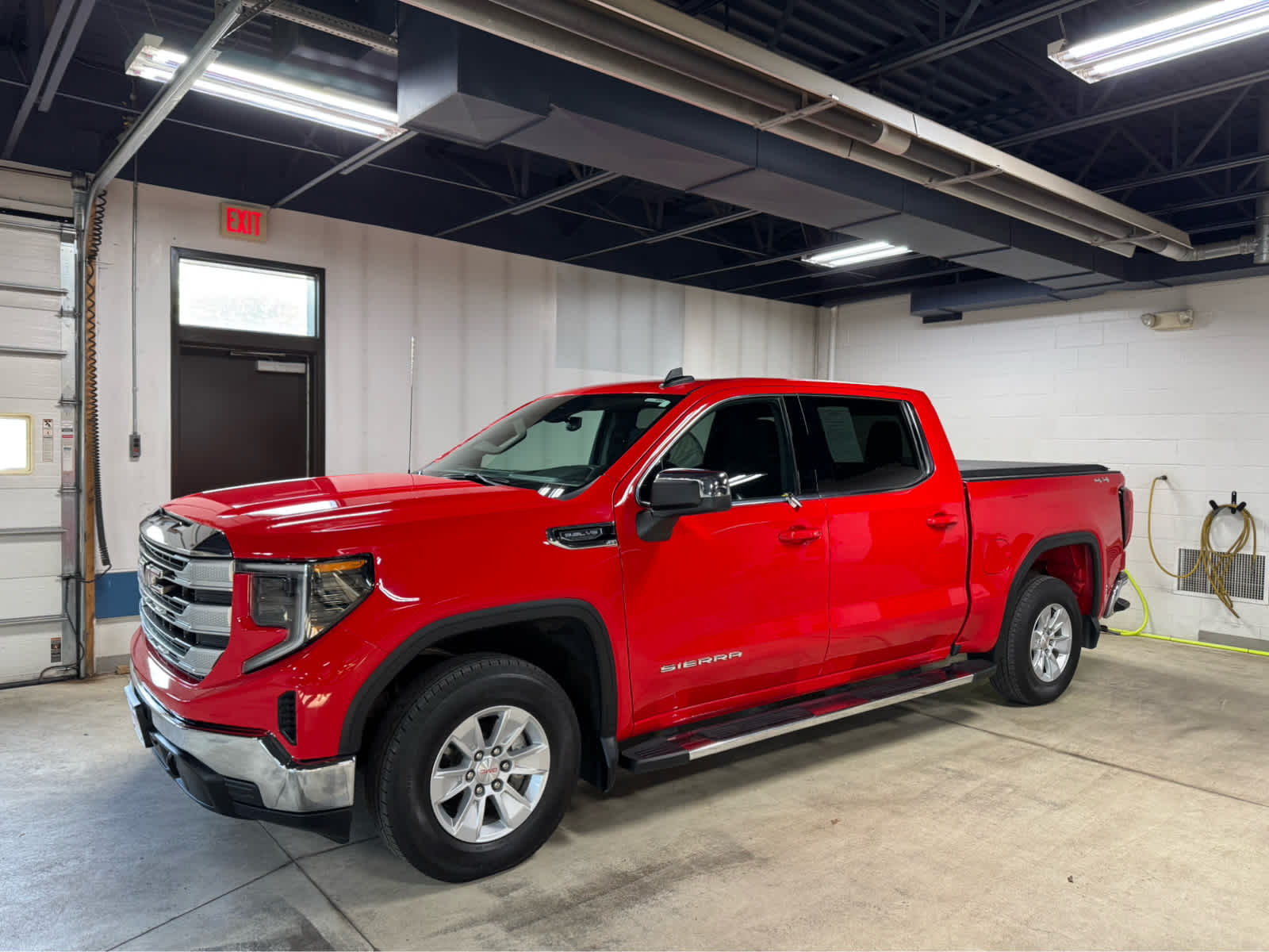 2024 GMC Sierra 1500 SLE