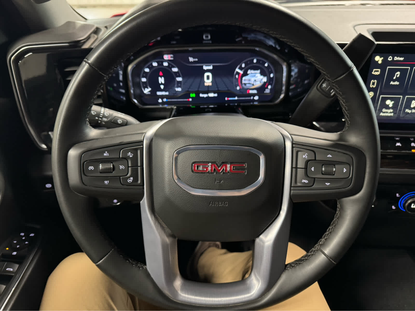 2024 GMC Sierra 1500 SLE