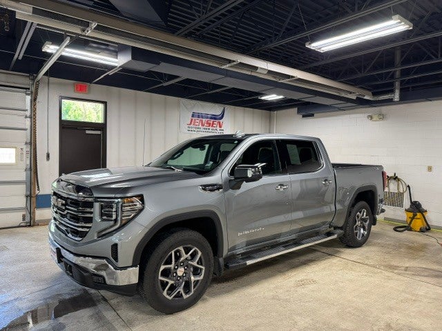 2026 GMC Sierra 4WD Crew Cab Short Box SLT's photo