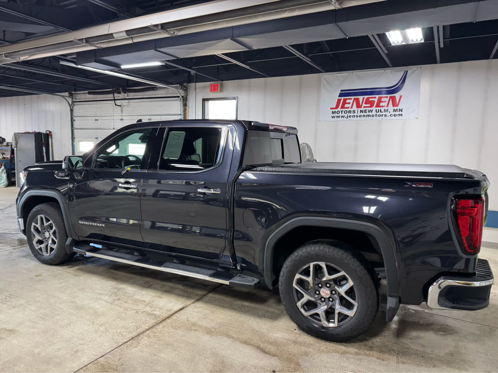 2022 GMC Sierra 1500 SLT